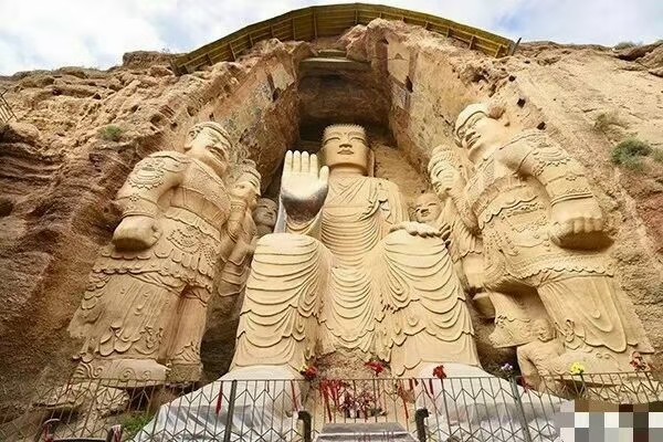 丝路佛迹:天梯山石窟