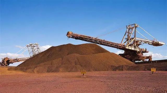 关键时刻几内亚送上大礼转让50亿吨超大铁矿价值相当于上千亿