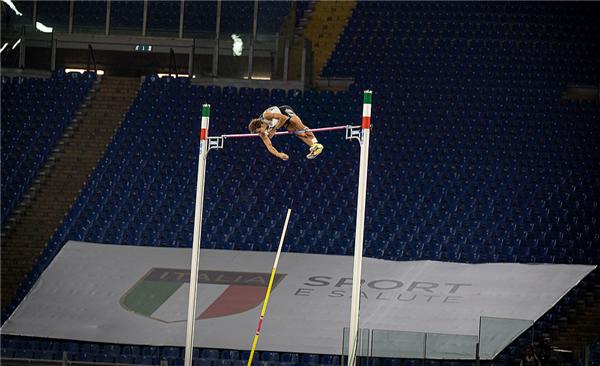 下一个"博尔特"来了!瑞典神童打破尘封26年的撑杆跳世界纪录