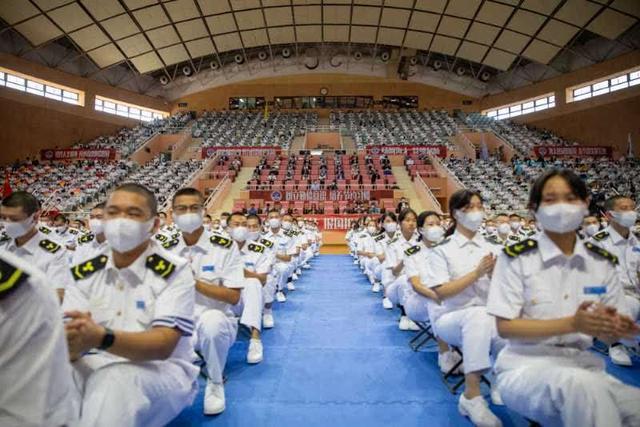 上海海事大学迎来首批"人工智能"专业本科生