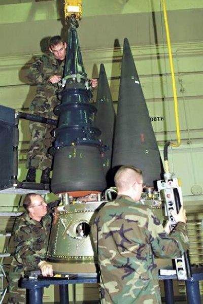 导弹多弹头如何实现"各奔前程"?