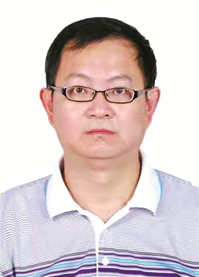 简历杨挺,四川省政协委员,凉山州现代农业产业发展中心副主任,农业