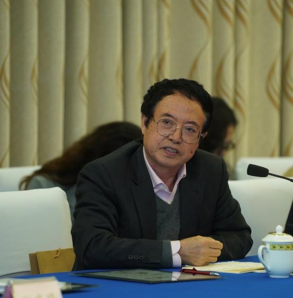 四川大学杰出教授,文学与新闻学院学术院长曹顺庆:跳出小批评 走向大