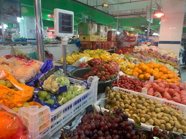 水果摊所在的菜市场