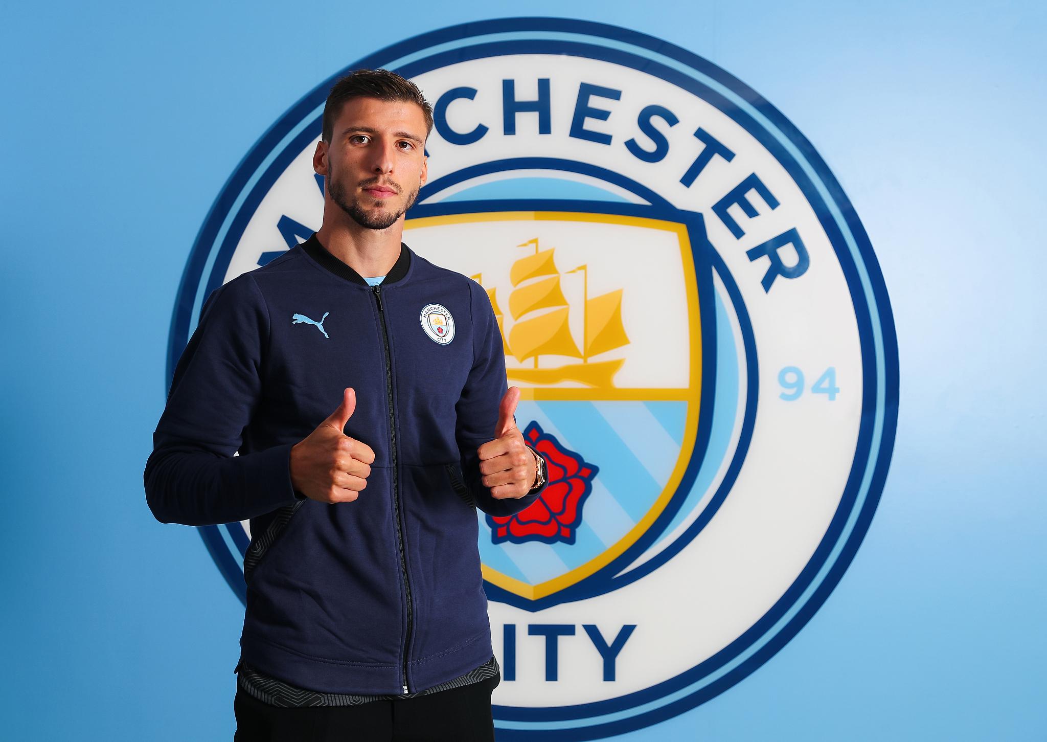 [图]曼城官方宣布签下迪亚斯 转会费达7160万欧元