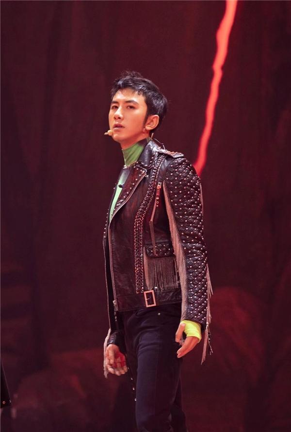 肖顺尧《追光吧!哥哥》竞演虽败犹荣