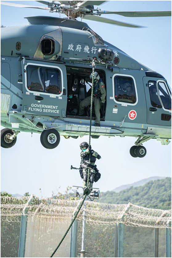 嚴防黑暴掀監獄風雲,香港懲教署署長:黑豹部隊隨時空降平亂