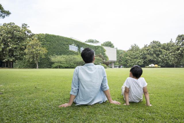 #你的育儿经#在家也能陪孩子做的运动，家长快行动起来，增强免疫力吧