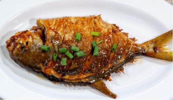 吃货美食:西红柿鸡蛋凉面,干烧鲳鱼,肉末豆腐的做法