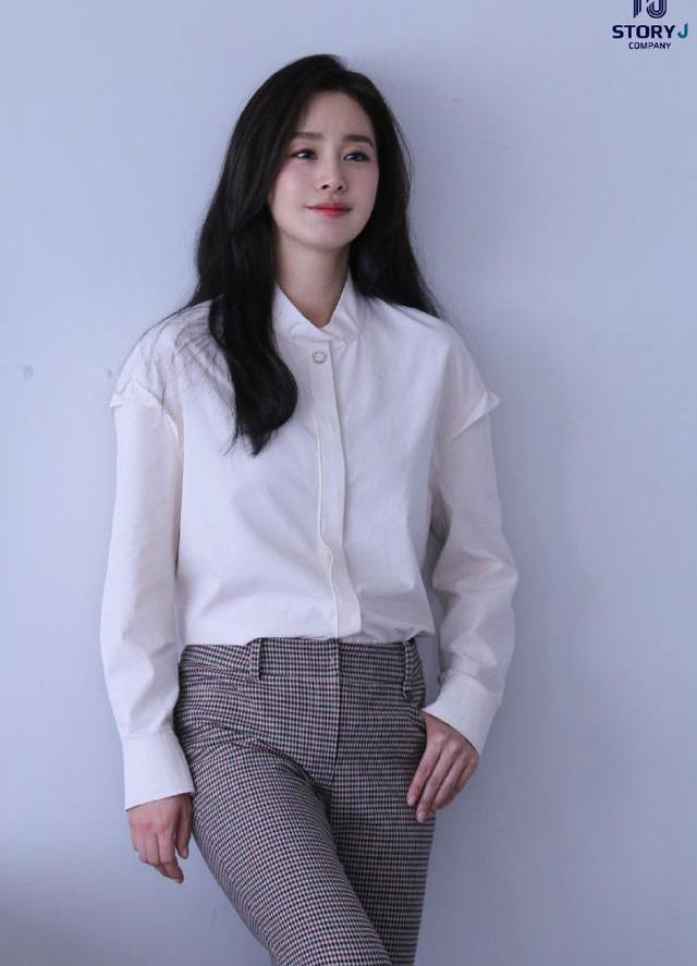 『第五大道』40岁金泰熙产后复出,哪里像生过两个宝宝?