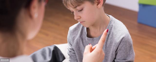超级宝妈：“妈妈，我害怕！”当孩子说害怕时，这种方法比说“别怕”更有效