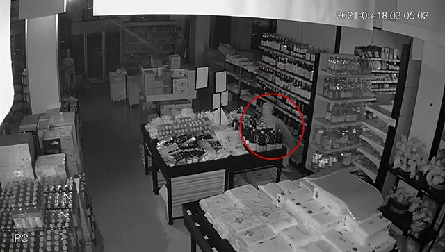 图说:盗窃现场.警方供图