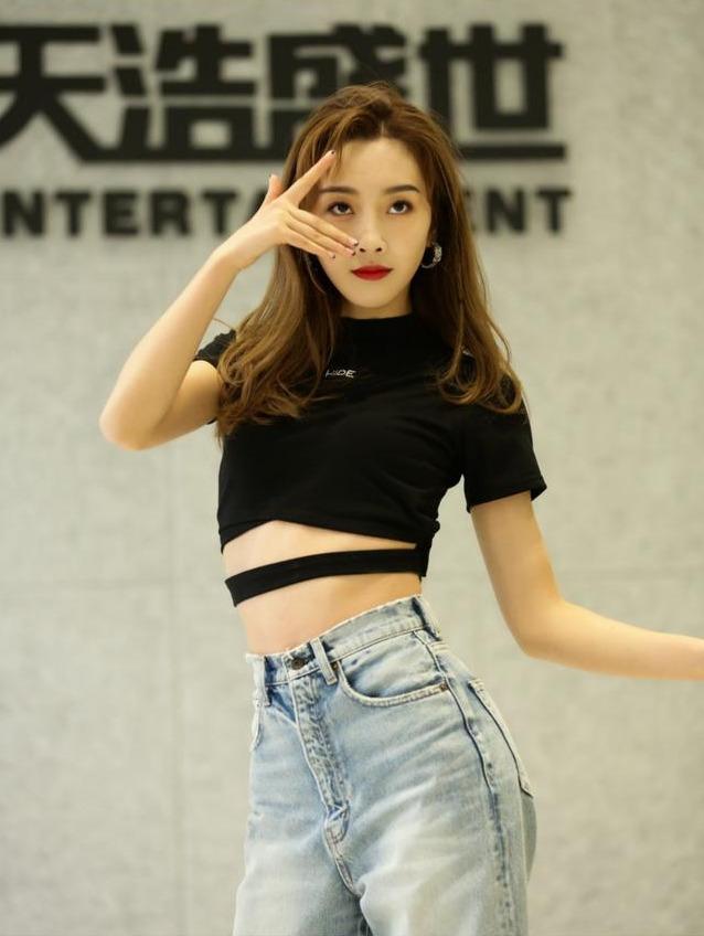 「时尚迪科」陈情令的师姐火了但知乎网友都不知道为