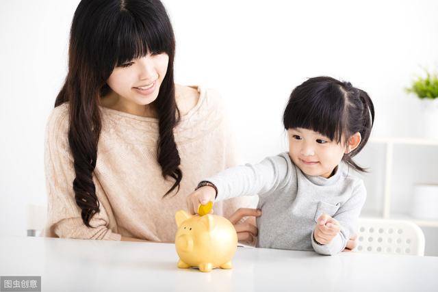 「春风」财商培育要尽早！妈妈让小学女儿掌控大权，结局令人意外