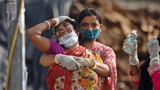 印度新增新冠肺炎确诊病例222315例 累计确诊超2675万例