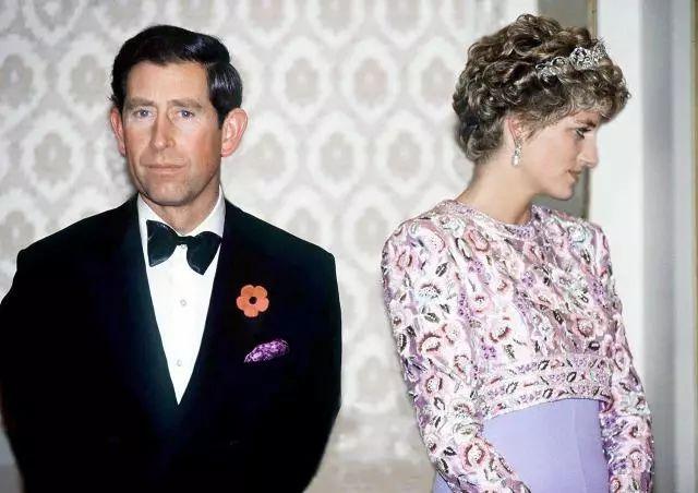 查尔斯王子二婚老婆图片