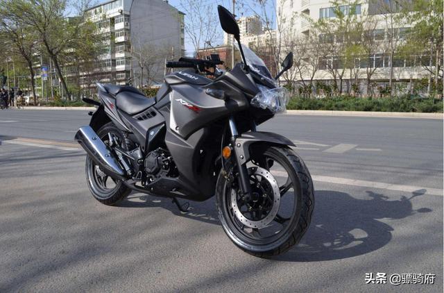 "我没死,还活着呢!"国内最早之一的小跑力帆kpr150国四版上市