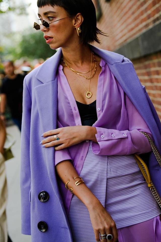 【「时尚探究社」同色系穿搭,瞬间提升你的衣品|虽说撞色是几】_傻