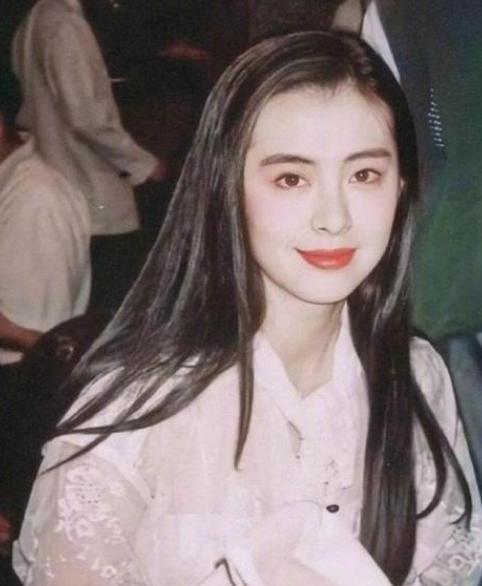 罕见老牌港星高清修复图,林青霞不是最美,邱淑贞比电影中更惊艳