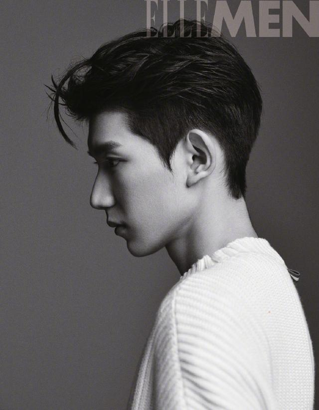 王源的名品下颚,绝美"侧颜杀",是恋爱的感觉