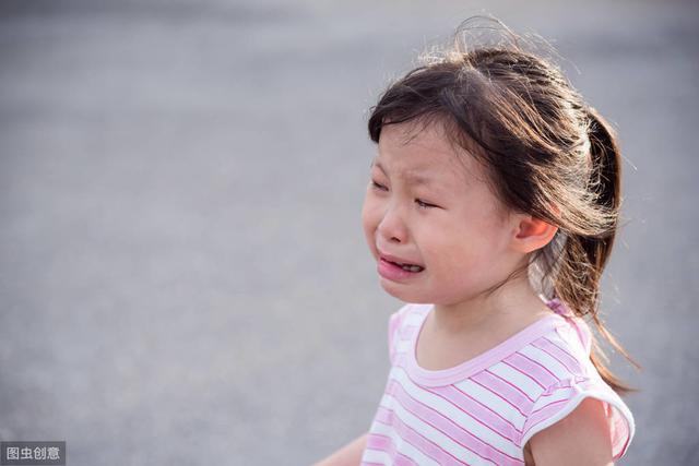 「超级宝妈」5~6岁的女孩开始人际交往了，家长做这3点可以帮助到孩子