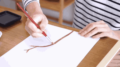 #你的育儿经#章子怡揭露绘画班“潜规则”：这样画孩子的创造力正在被摧毁！
