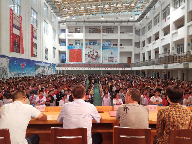 淞南中学开展新学期禁毒教育暨防溺水教育