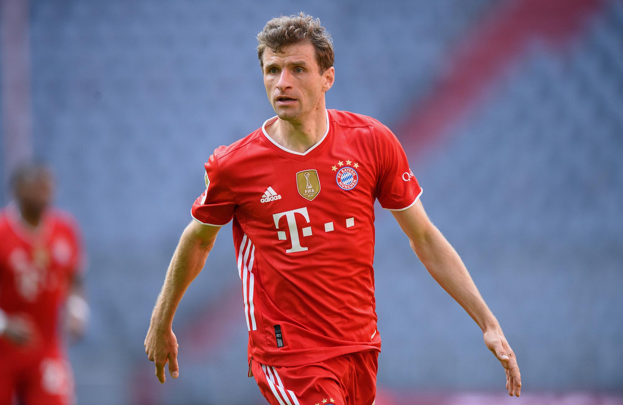 [图]穆勒助攻 穆西亚拉破僵后伤退 拜仁1比1平