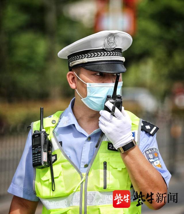 南京江北交警提前布置管控,全力护航高考考生
