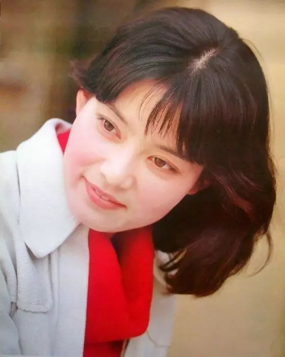 65岁老戏骨潘虹出家当尼姑如今单身无子却做了20多年的慈善公益