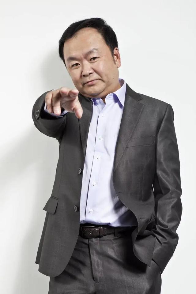 新民晚报高希希期待逆行者成为艺术创作的主角是他们让