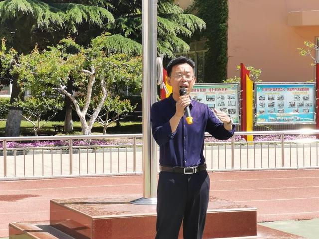 珍爱生命 警钟长鸣 烟台五中积极开展避震防踩踏安全疏散演练