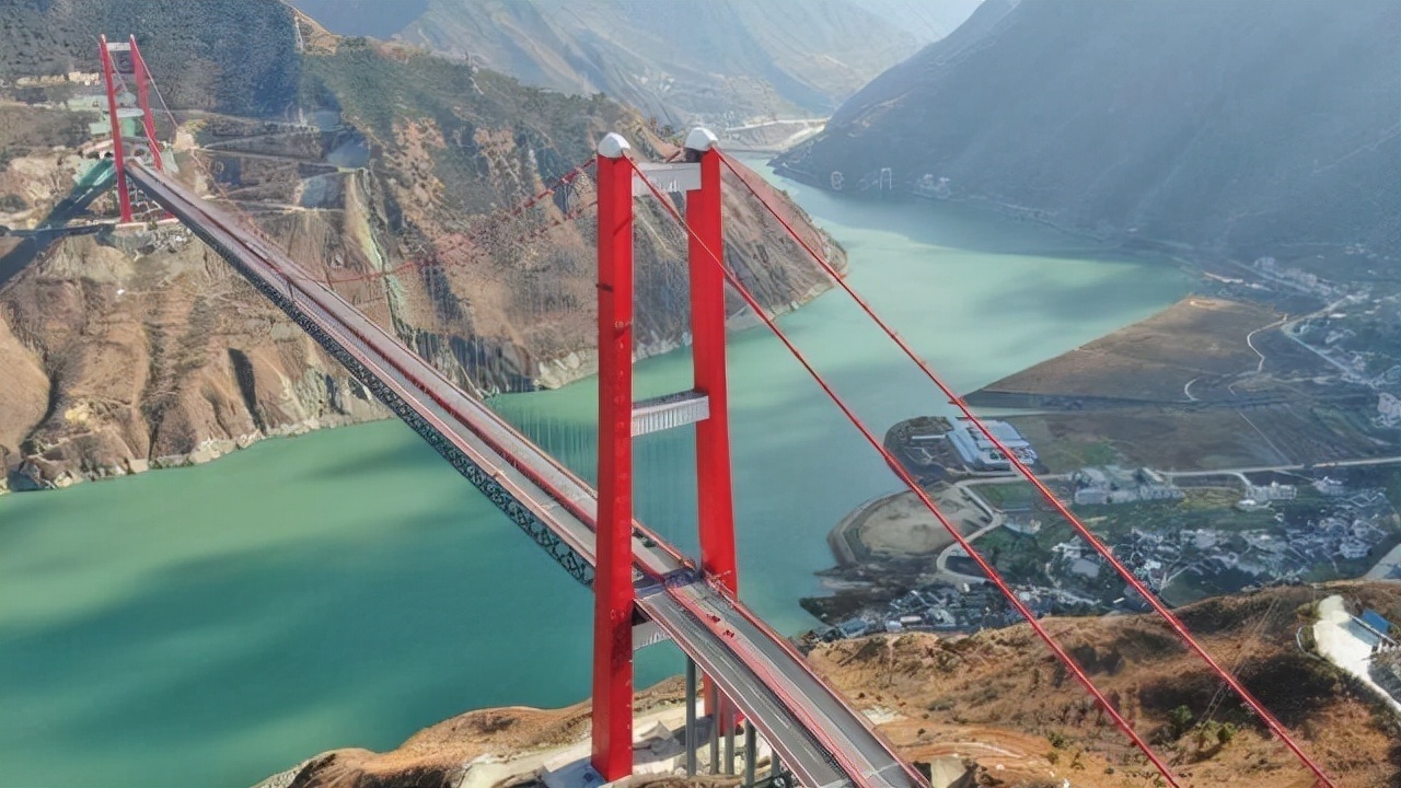 厉害了!中国又一超级工程轰动全球,西方感慨:简直是人类奇迹