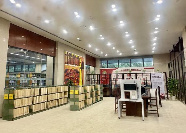 杭州图书馆新增这一"专属空间",他们的"读"书方式很特别