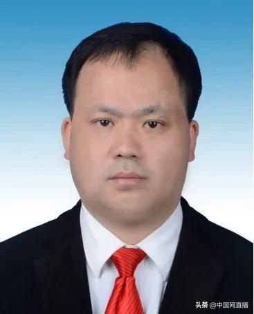 杨海涛同志简历