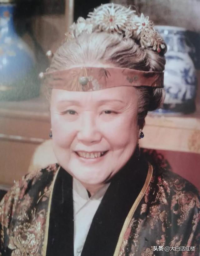 红楼梦中最奇葩的人,算计母亲,利用女儿,甚至和儿子争风吃醋