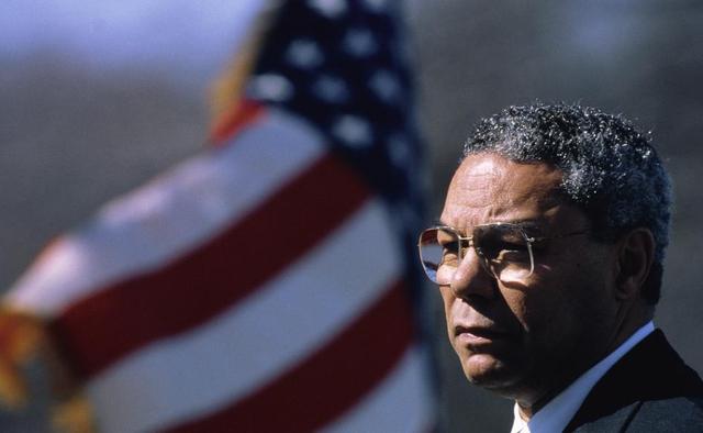 出身低微身居要职政治遗产毁誉参半鲍威尔一生非洗衣粉能概括