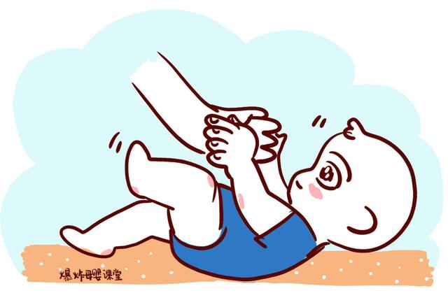 「小树丫」宝宝总是踮脚尖走路，是不是身体发育不正常？2种错误方式要改正