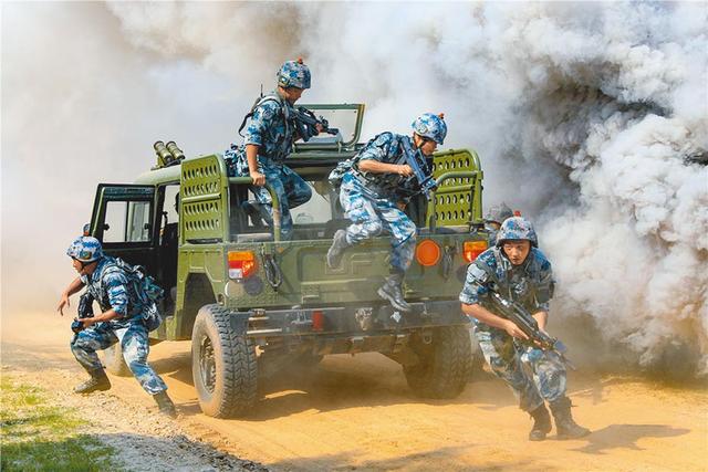 台媒:解放军军演密度与强度近年罕见,警告意味浓厚