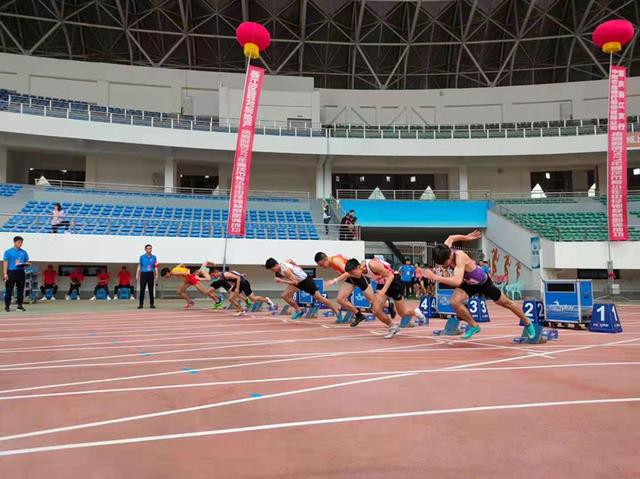 奔跑吧 少年!2021年重庆市青少年田径锦标赛开幕