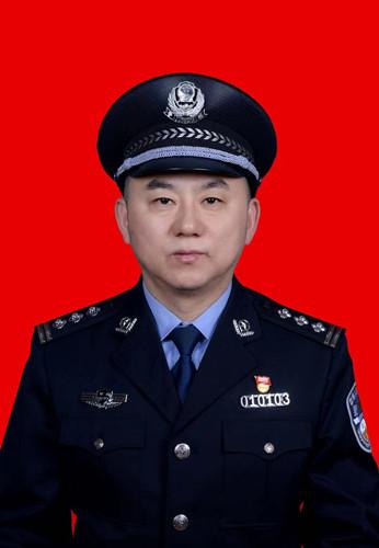 贺小东 兰州市公安局刑警支队八大队大队长