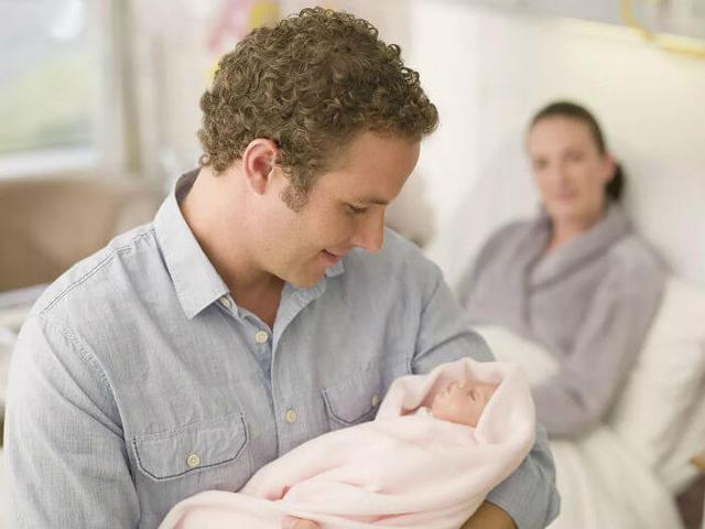 超级宝妈：夜奶难断？收到宝宝的3个“信号”，宝妈抓住时机温和离乳
